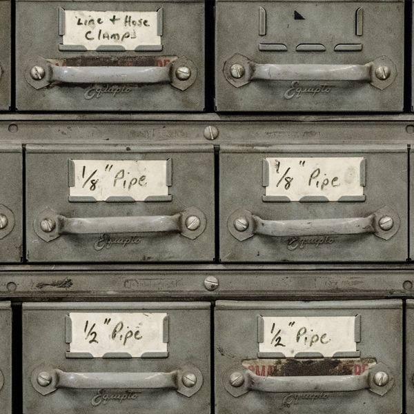 Multiple metal drawers - Jesse Orico